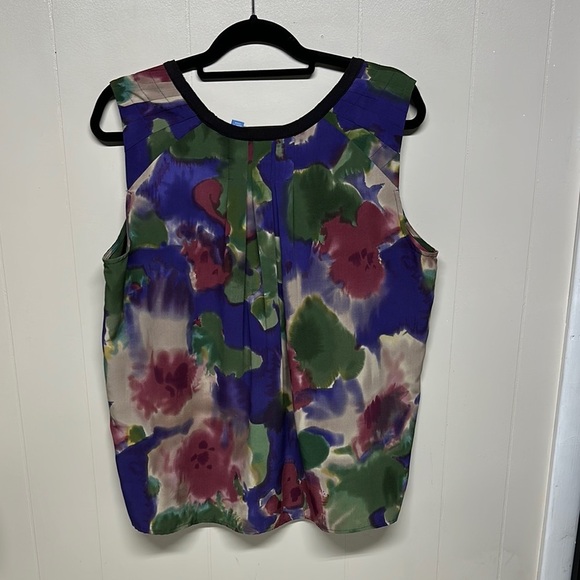 Simply Vera Vera Wang Graphic Purple Green Sleeveless Blouse - Picture 4 of 7